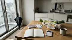 年金生活の赤字はどれくらい積み上がる？最新統計で家計収支を確かめ、老後資金を守る考え方